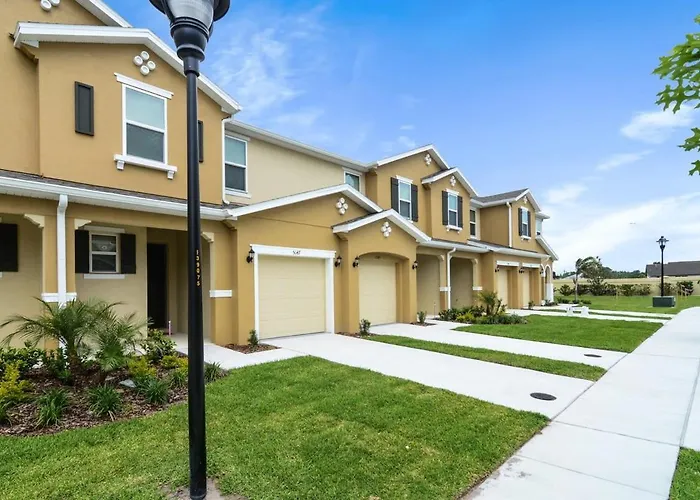 Family Friendly Four Bedrooms 5147A